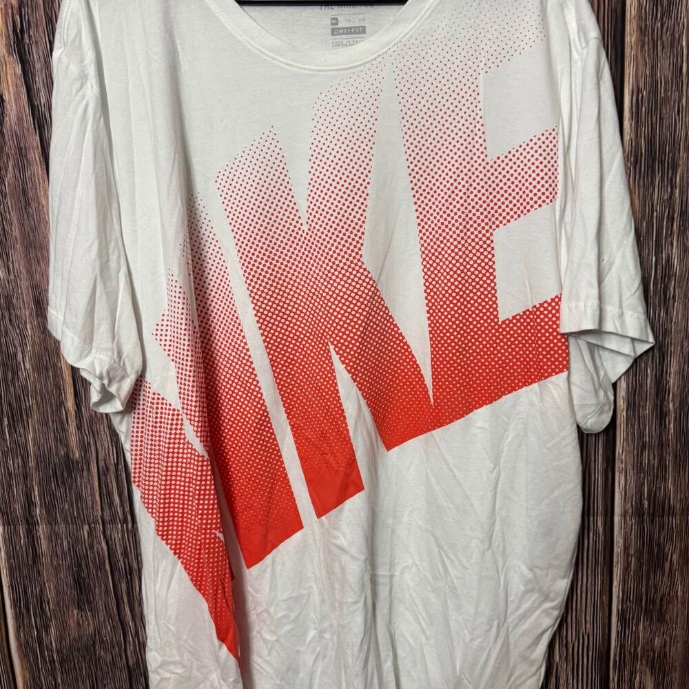 Nike Shirt Mens XXL White Red Short Sleeve Spell Out Dri Fit